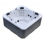 Outdoor Whirlpool  Long Beach Luxus